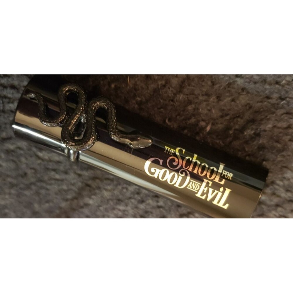 Makeup Revolution The School Of Good & Evil Lipstick Nevers Duality